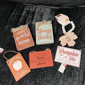 Target Fall Harvest Sign Set - Orange, Blue, White